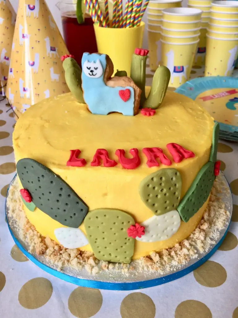 llama cake