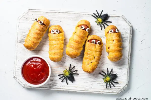 Hot dog mummy halloween