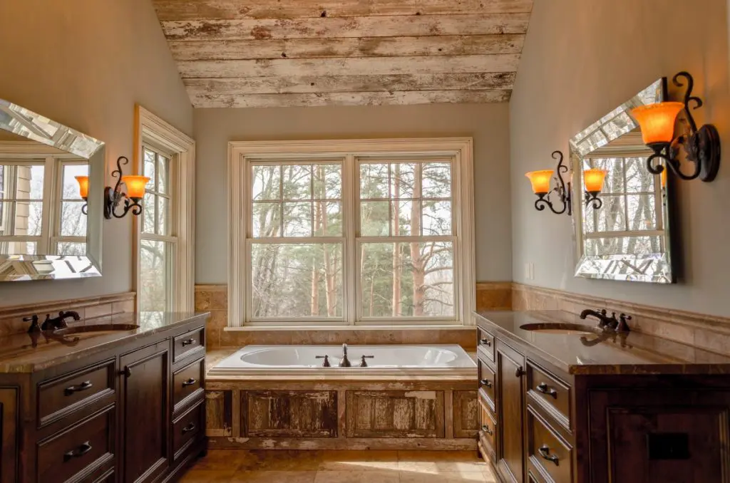 bathroom bathroom