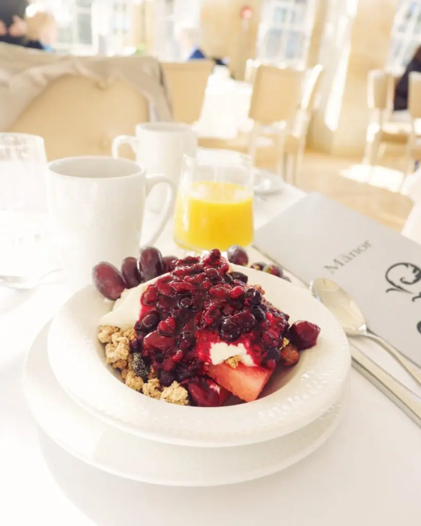 breakfast foxhills hotel