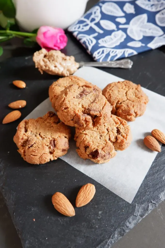 Vegan Almond Butter Cookies
