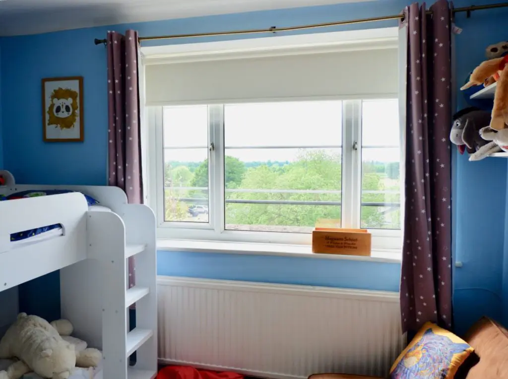 children bedroom roller blind