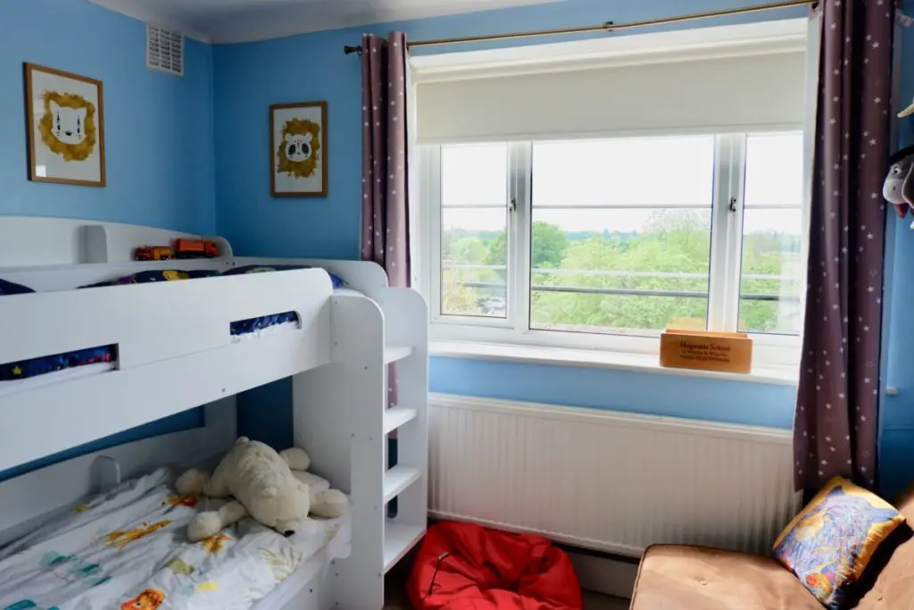children bedroom roller blind