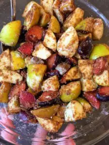 vegan apple and plum crumble