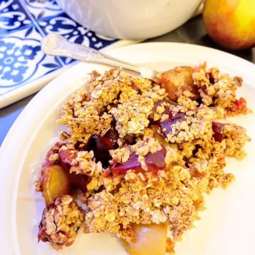 vegan apple and plum crumble