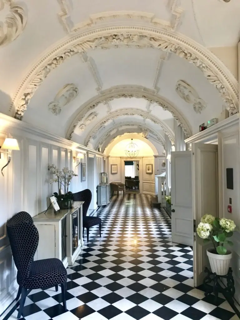 Barnett Hill Hotel