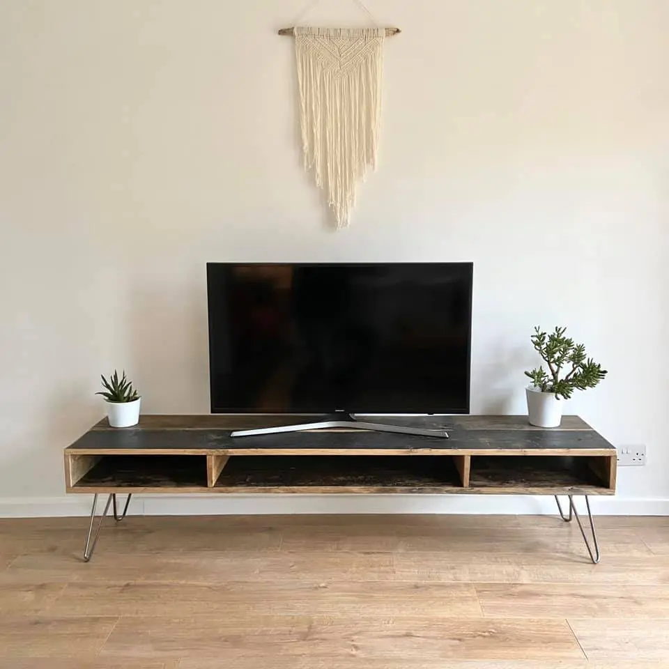 reclaimed wood tv stand