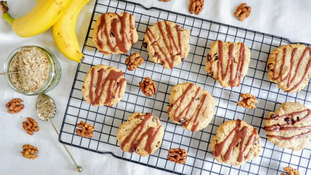 vegan banana walnut cookies