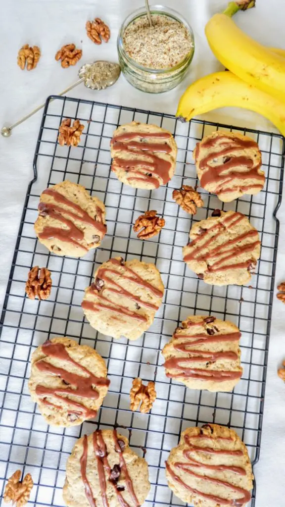 vegan banana walnut cookies