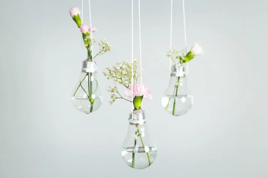 bulb vase: upcycle day