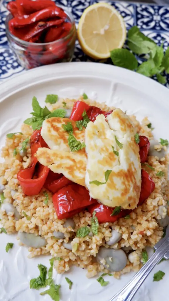 halloumi with bulghur broad beans and sweet red pepper