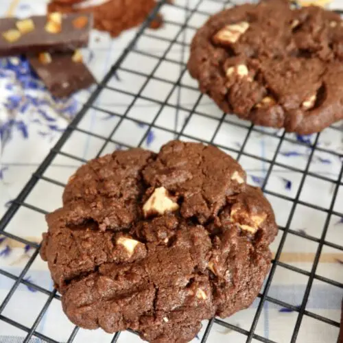 chocolate cookies with muscovade white chocolate chips