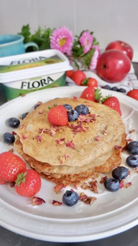 Vegan Spiced Apple and Oat Pancakes