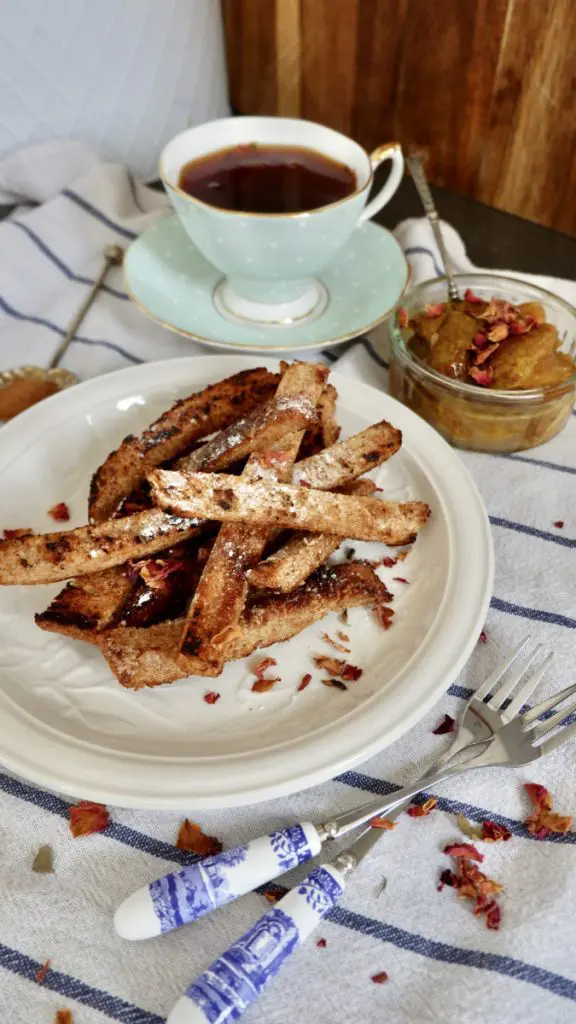 Cinnamon Sugar Bread Ends With Caramelised Pears
