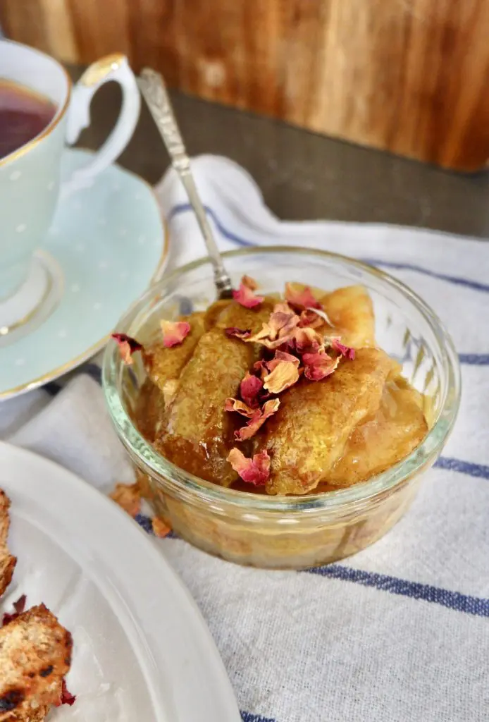Cinnamon Sugar Bread Ends With Caramelised Pears