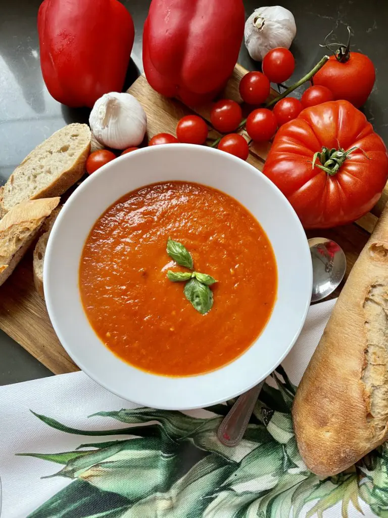 Roasted Pepper and Tomato Soup