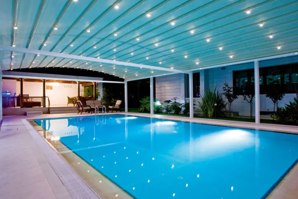 rectractable roof