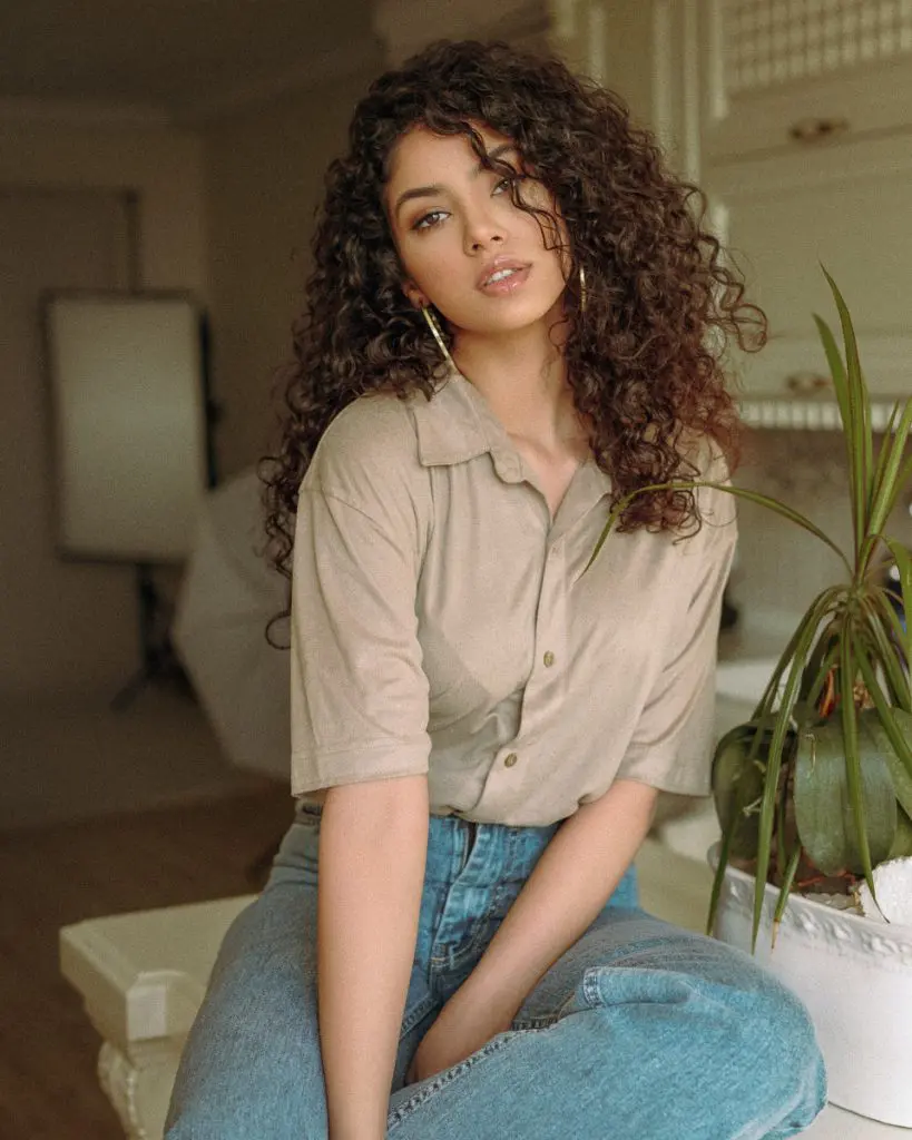 woman curly hair