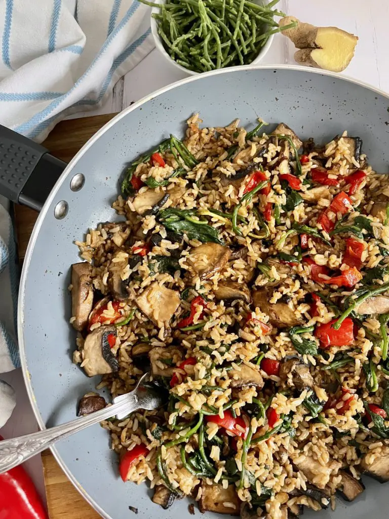 Vegan Fried Rice with Portobello Mushroom, Red pepper and Spinach