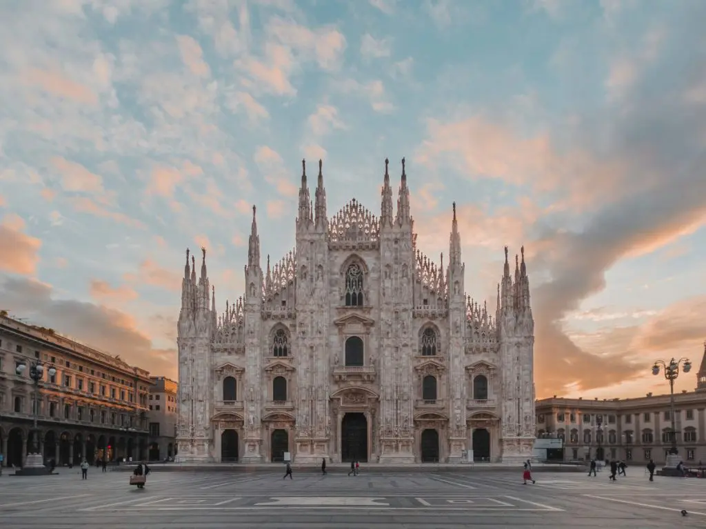milan italy church