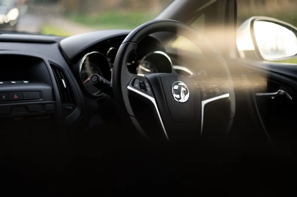 vauxhall car steering wheel