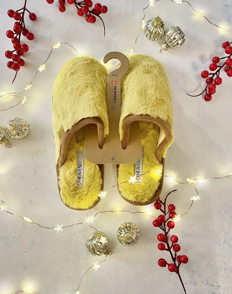 slippers
