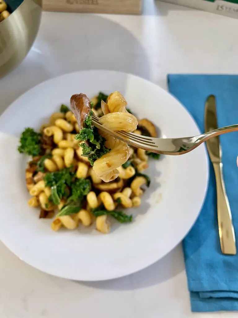 vegan kale and mushroom pasta with ginger