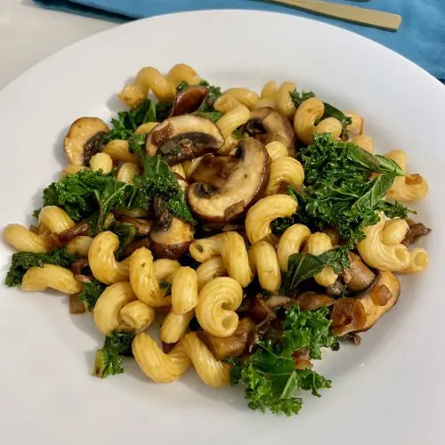 kale and mushroom pasta with ginger