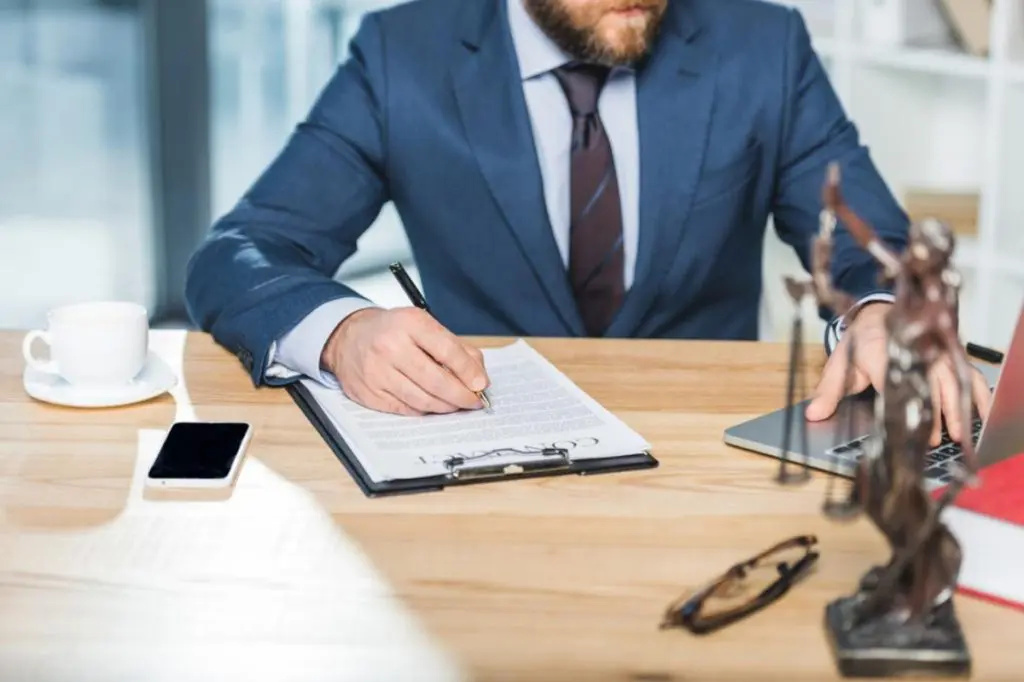 lawyer contract