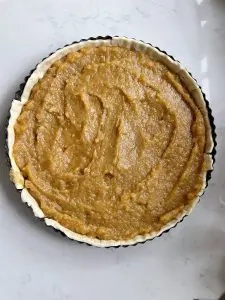 Vegan Apple and Blackberry pie with Ready-To-Roll Shortcrust Pastry