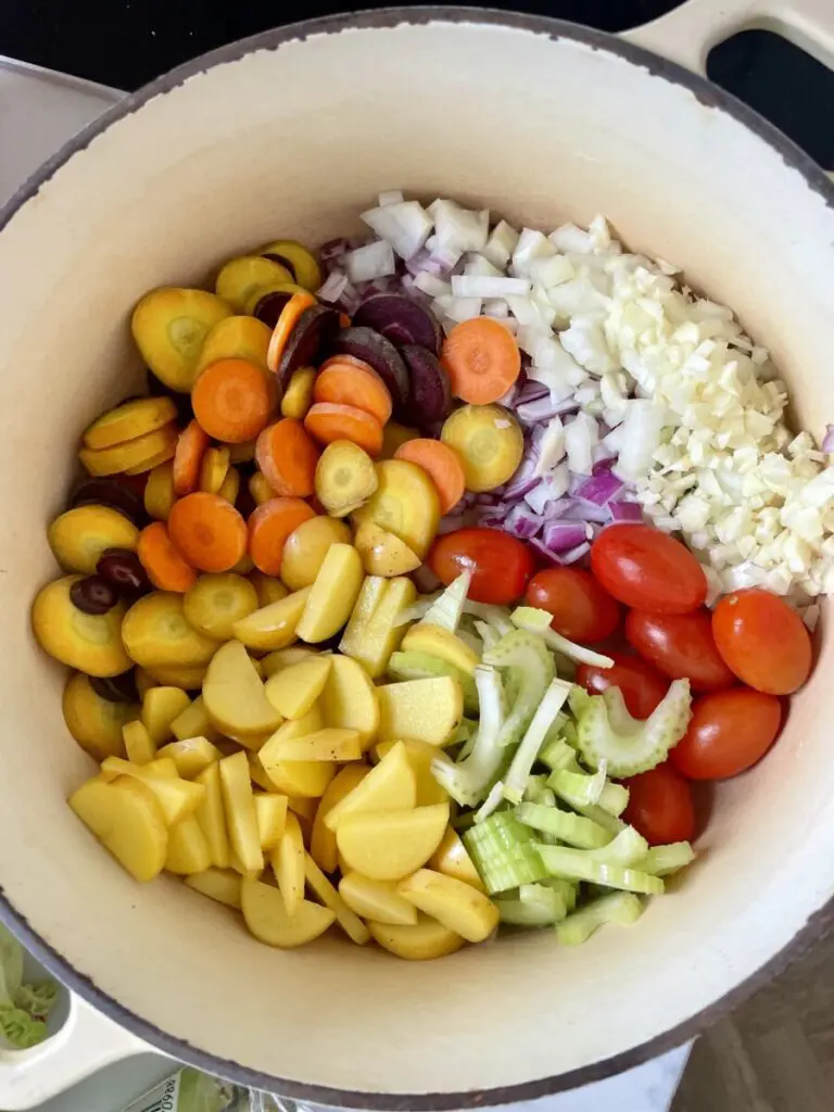 vegan spicy cabbage soup