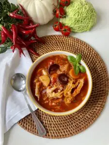 vegan spicy cabbage soup