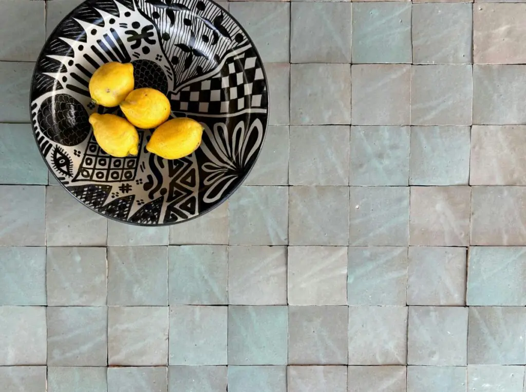 tiles lemon decor