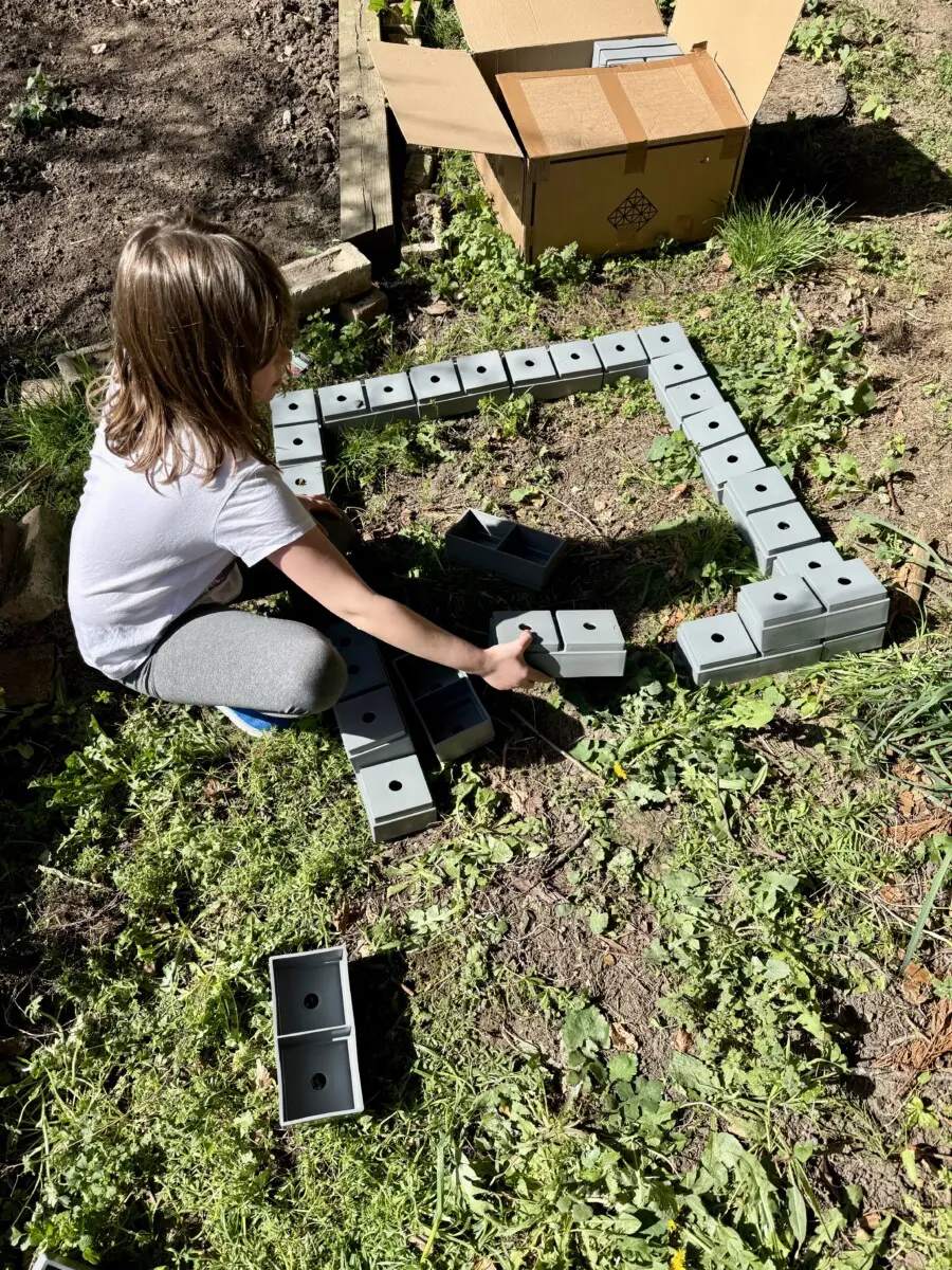PolyBrick Raised Bed Planter Kit