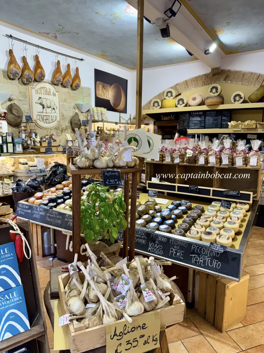 volterra italy tuscany shop