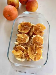 apple and orange crumble layering