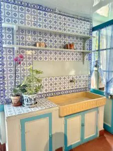 Blue kitchen tiles Monet's House Blue kitchen tiles Monet's House