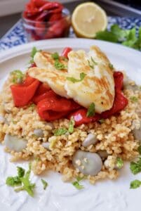 halloumi with bulghur, broad bean and sweet red pepper