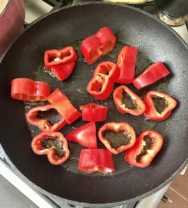 halloumi with bulghur, broad bean and sweet red pepper