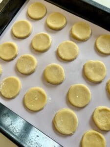 3 ingredient shortbread biscuits